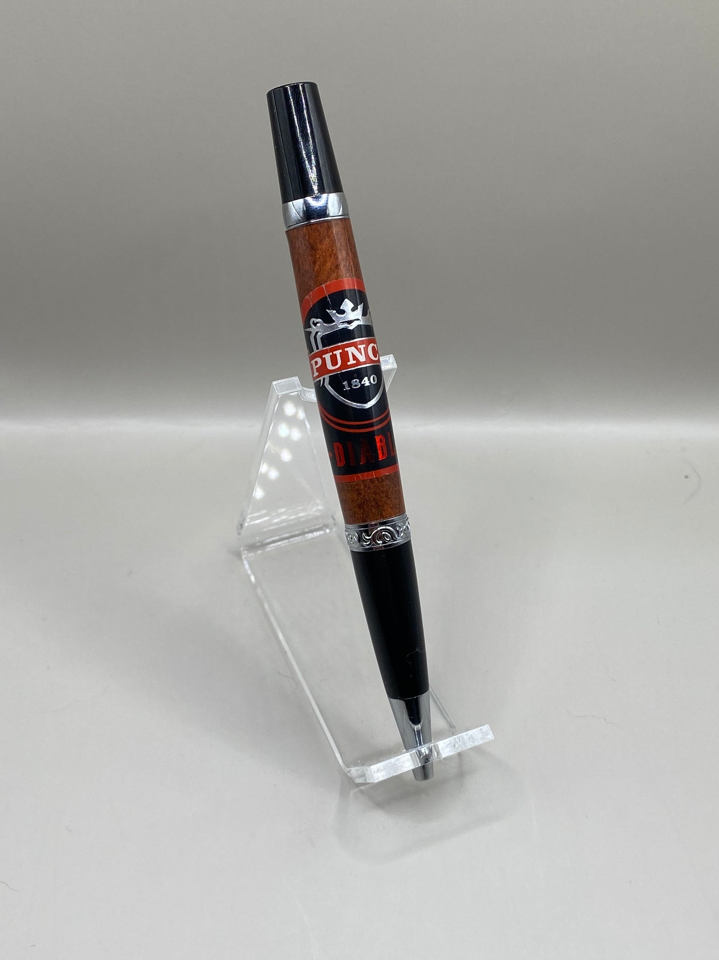 Handmade Punch Diablo Cigar Twist Pen – Authentic Band Embedded in Clear Resin