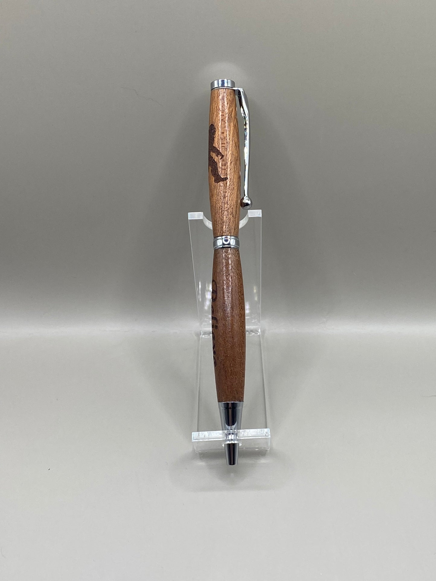 Mahogany Bigfoot Pen – Handcrafted Sasquatch ‘Believe’ Engraved Wooden Ballpoint