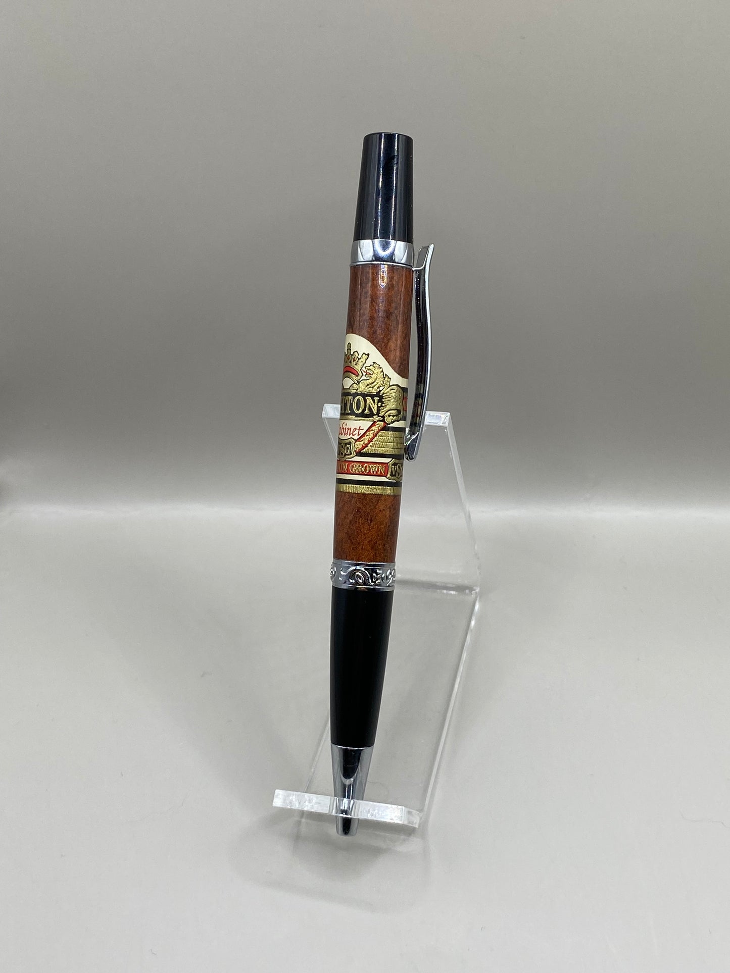Handcrafted Ashton VSG Cigar Band Pen - Resin Cigar Leaf Design, Chrome & Black Twist Ballpoint