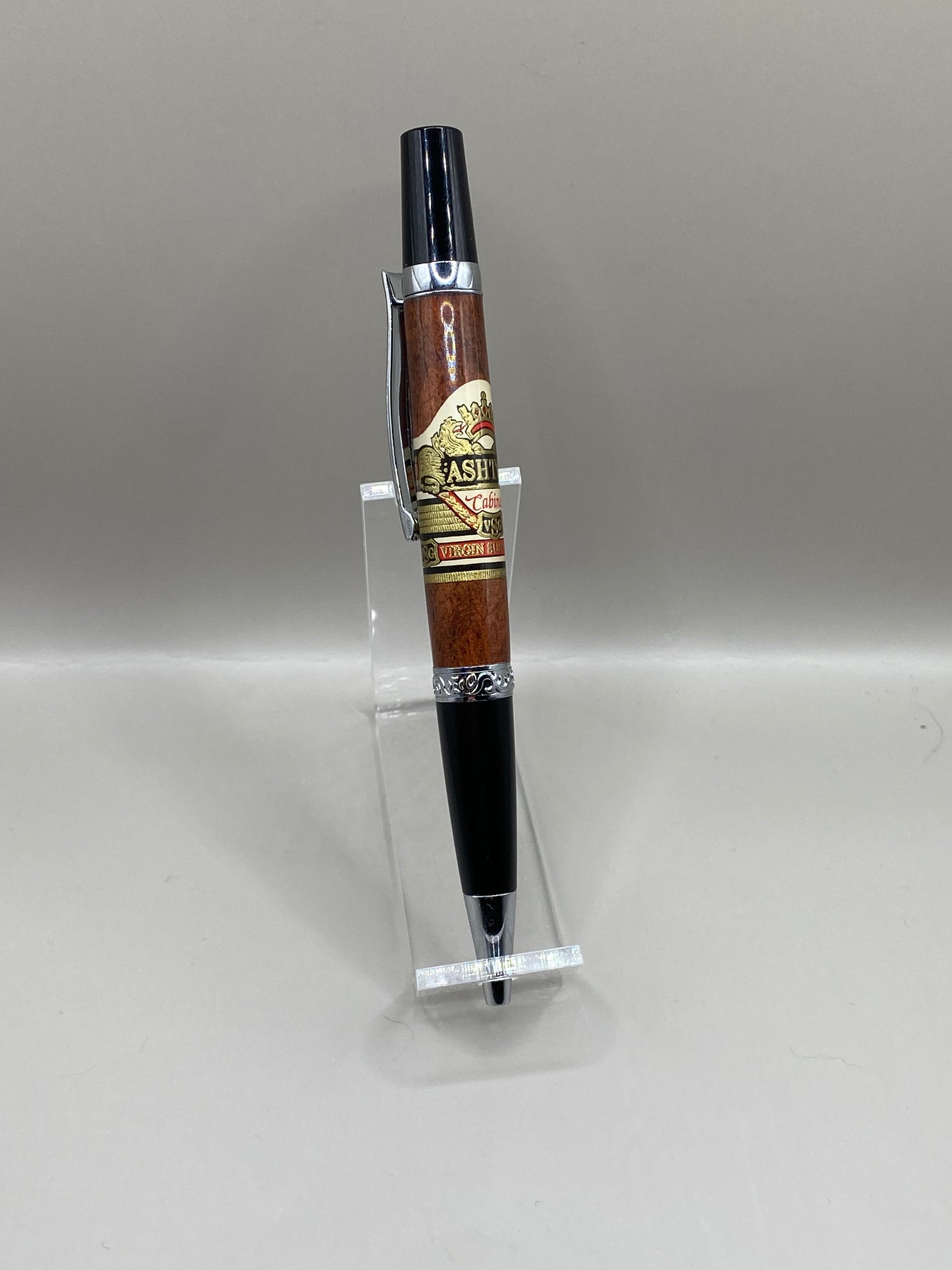 Handcrafted Ashton VSG Cigar Band Pen - Resin Cigar Leaf Design, Chrome & Black Twist Ballpoint
