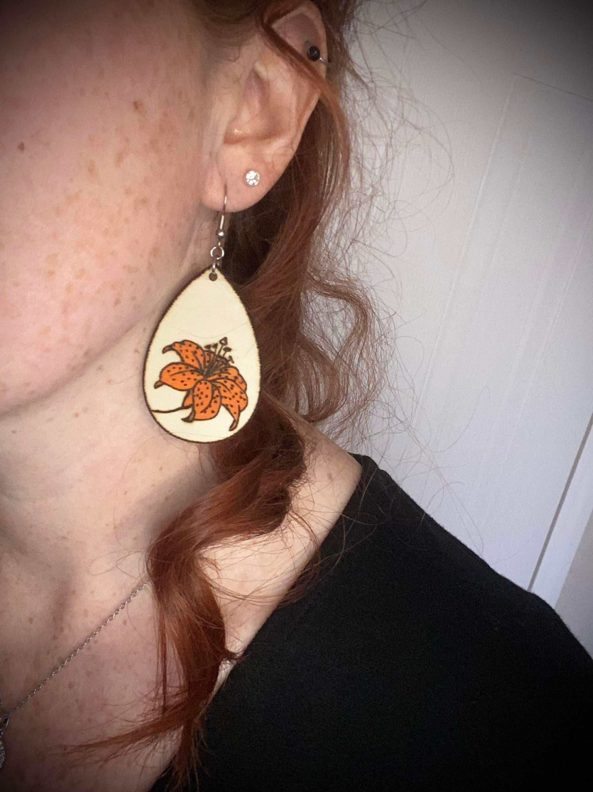 tiger lily earrings Hand Painted Tiger Lily Earrings – The Crafty Pirates